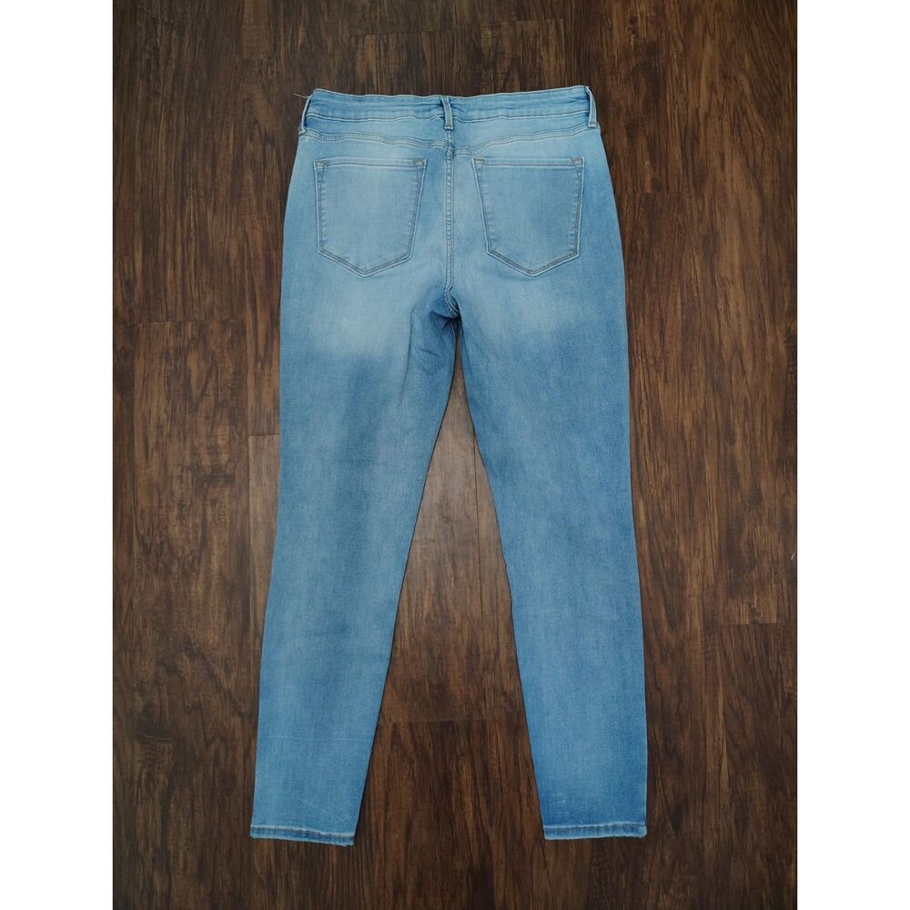 Old Navy Rockstar Super Skinny Built-In Sculpt Light Wash Jeans Women's 12 - Picture 3 of 6